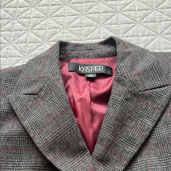 Kasper Black and burgundy  business suit - Picture 6 of 8